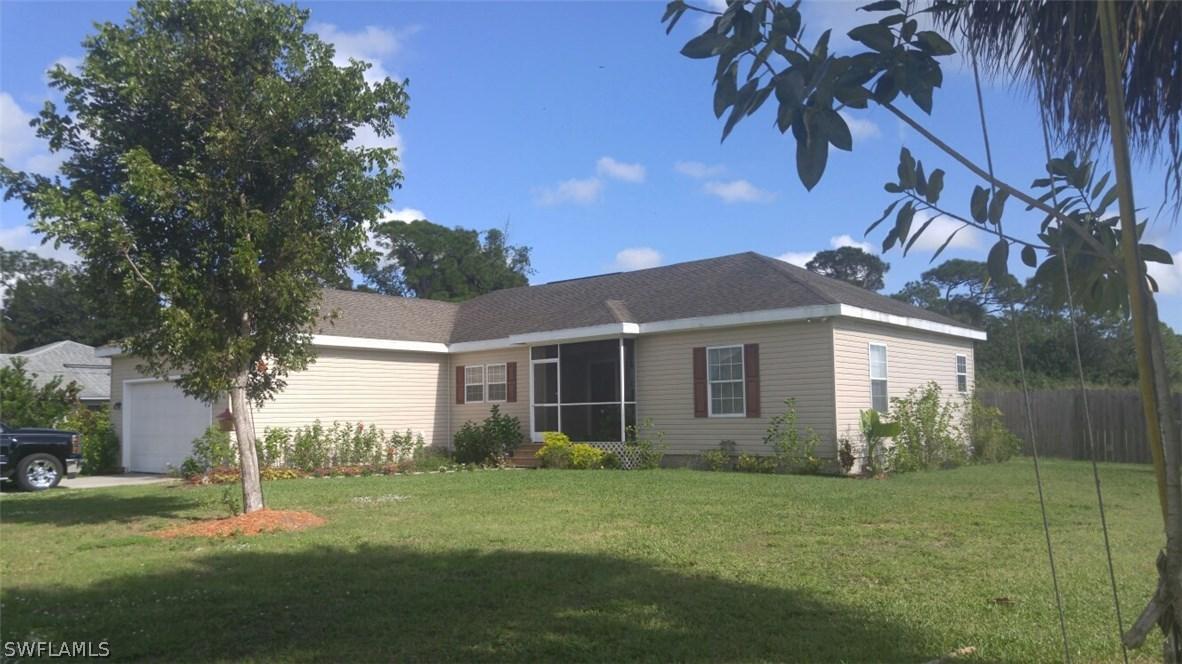 10 Maple Ave., Lehigh Acres, FL 33936