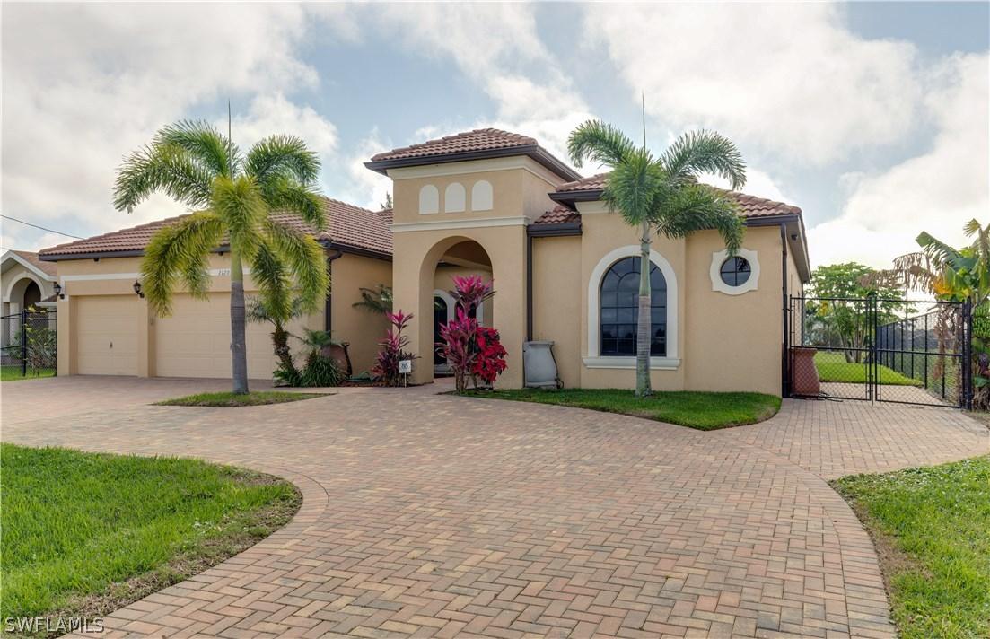 2120 SW 28th Ln., Cape Coral, FL 33914