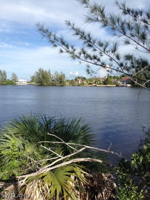 2807 NW 45th Ave., Cape Coral, FL 33993