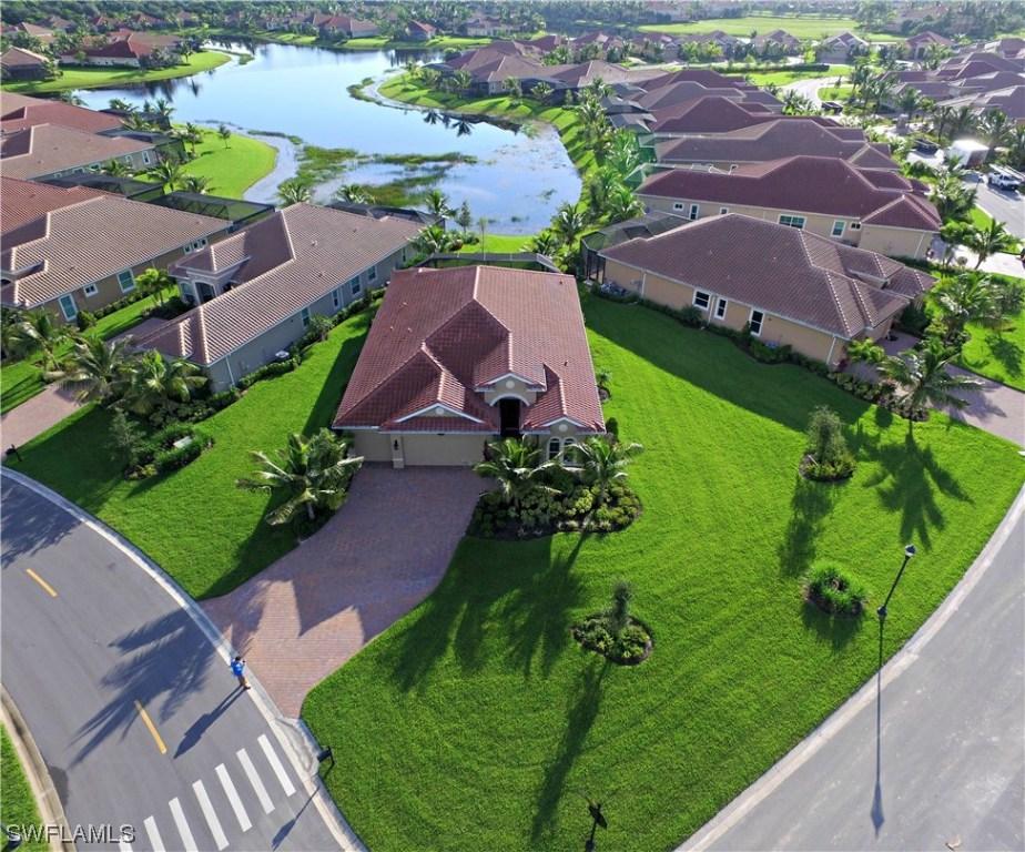 9417 Campanile Cir., Naples, FL 34114