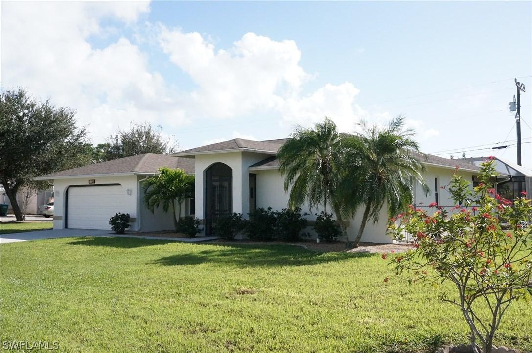1420 SE 25th Ln., Cape Coral, FL 33904