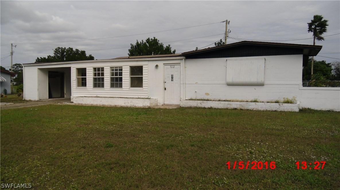 102 Oleander Rd., Lehigh Acres, FL 33936
