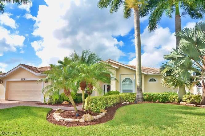 3825 Wax Myrtle Run, Naples, FL 34112