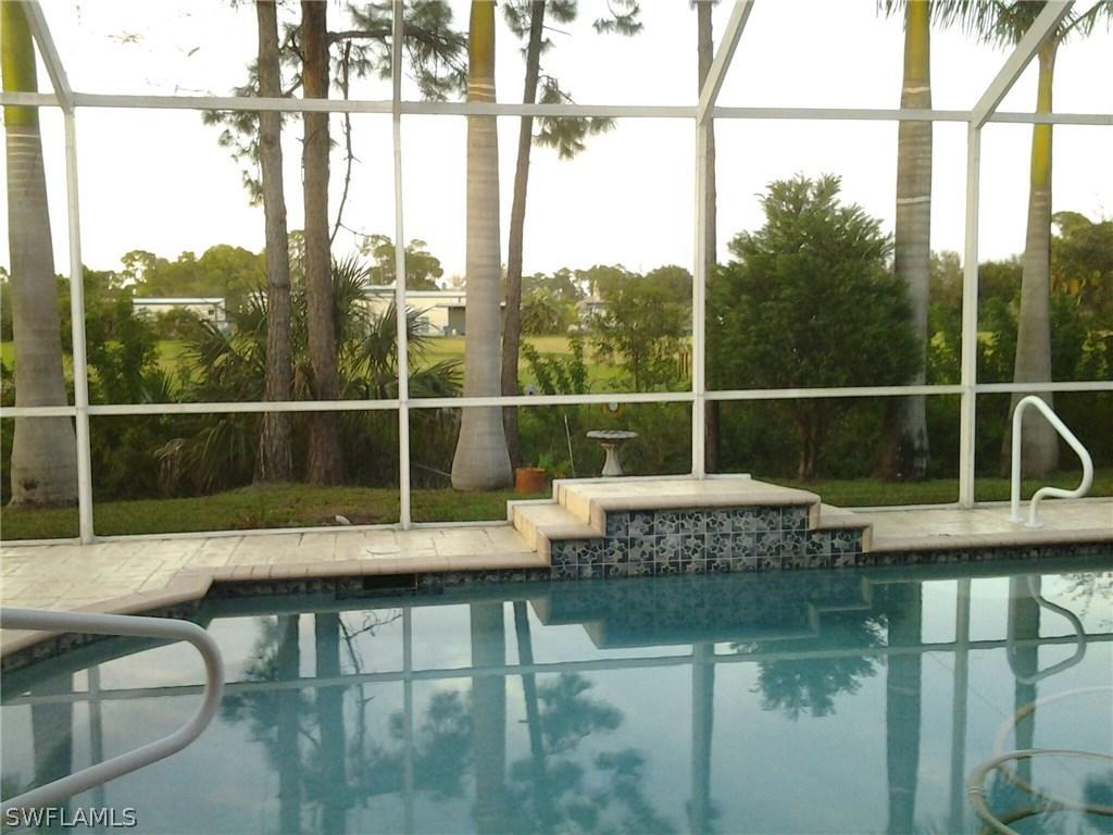 917 SW 21st Ln., Cape Coral, FL 33991