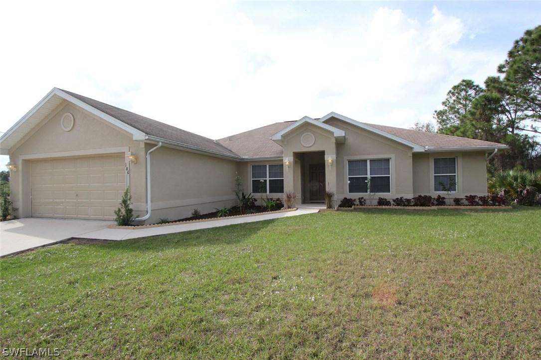 186 Castle Ave., Lehigh Acres, FL 33974