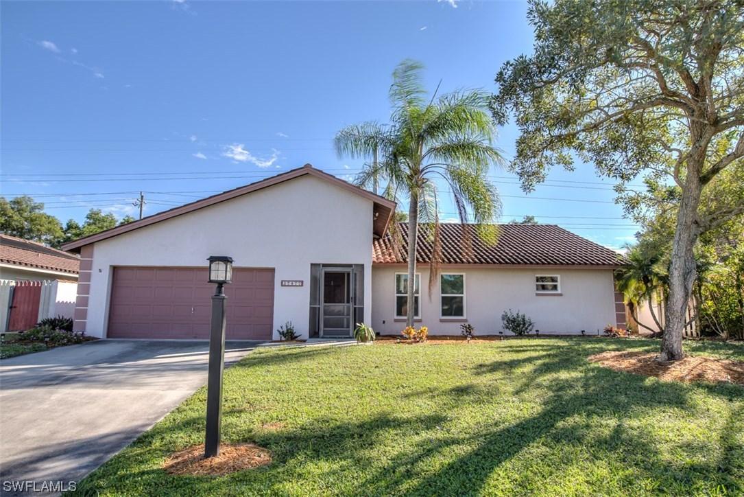 27477 Pelican Ridge Cir., Bonita Springs, FL 34135