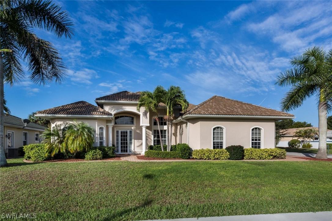 24901 Fairwinds Ln., Bonita Springs, FL 34135