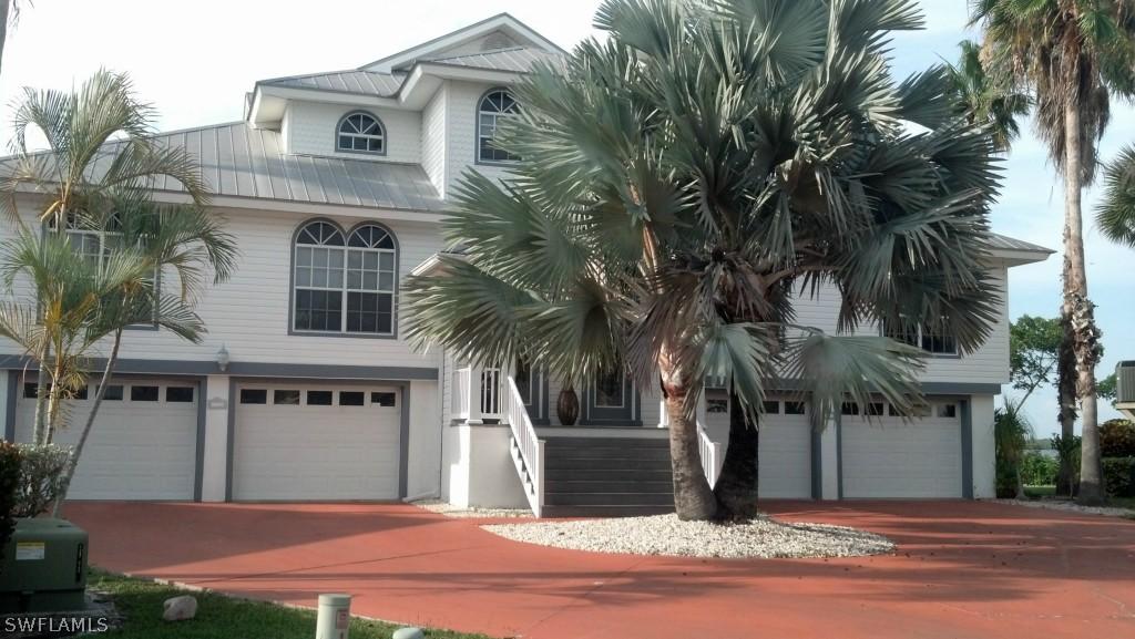 21510/512 Indian Bayou Dr., Fort Myers Beach, FL 33931