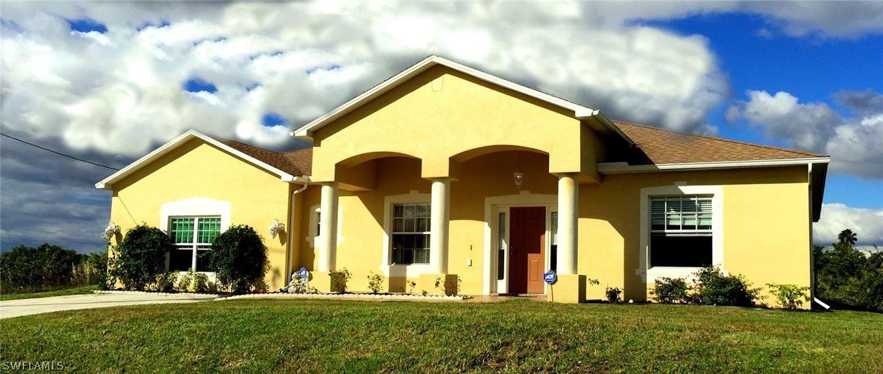 3016 13th St., Lehigh Acres, FL 33976