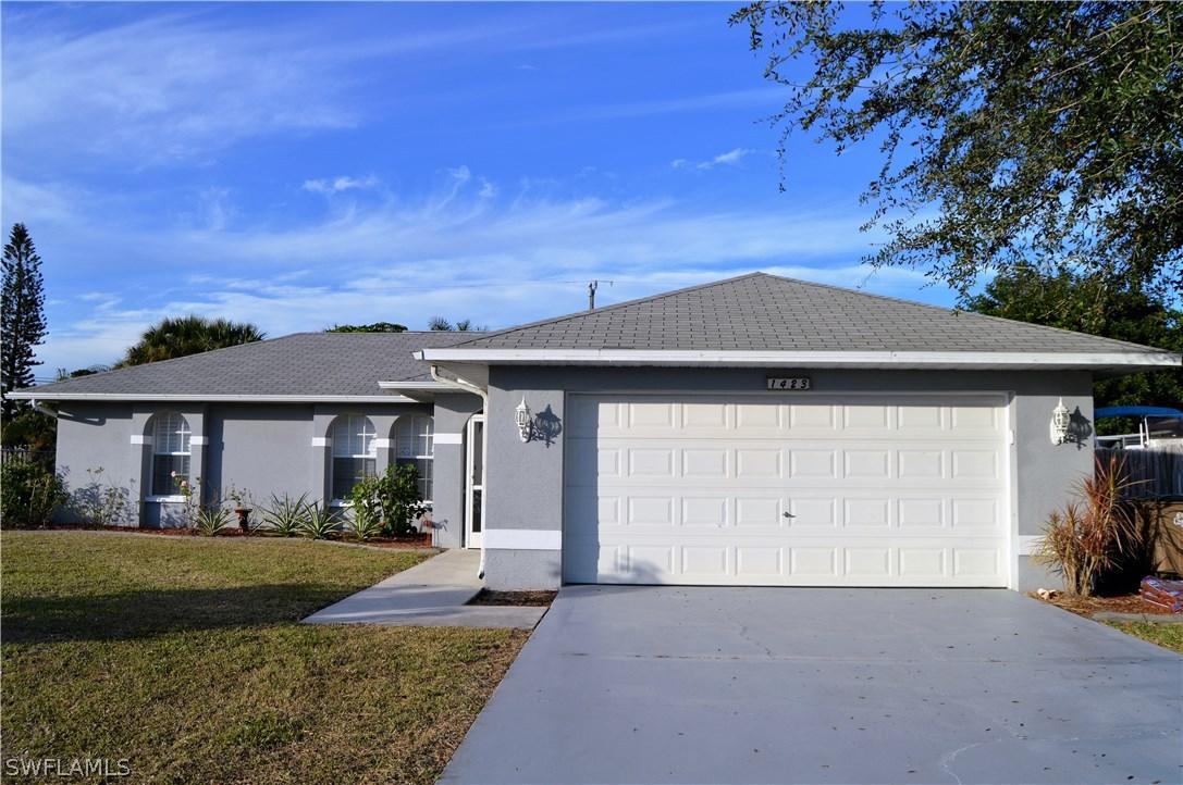 1423 SE 25th Ter., Cape Coral, FL 33904