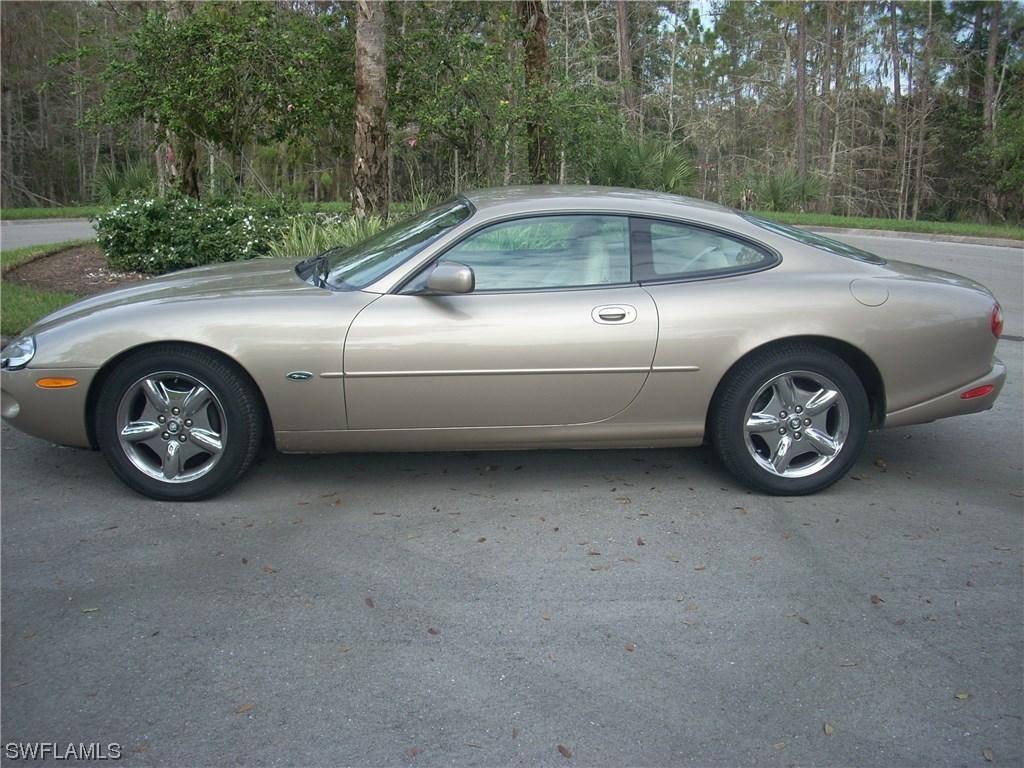 8375 Heritage Links Ct. #1811, Naples, FL 34112