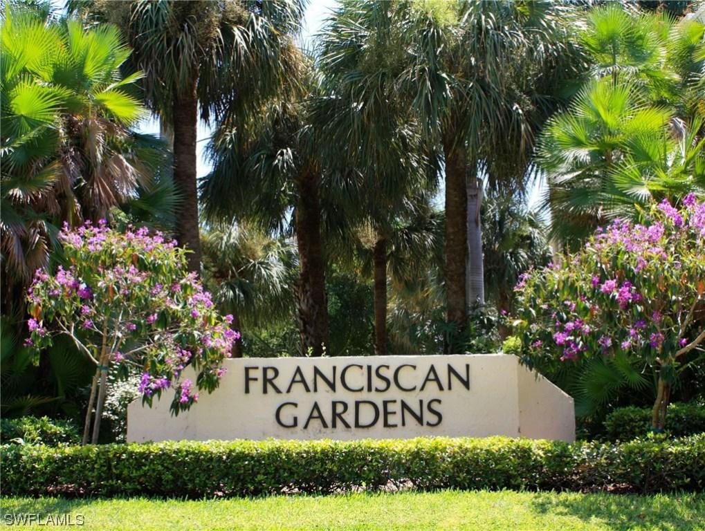 812 10th Ave., Naples, FL 34102