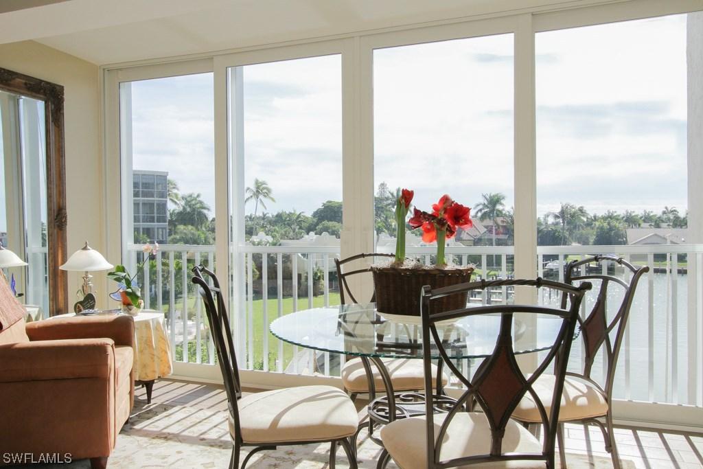 300 Park Shore Dr. #3A, Naples, FL 34103