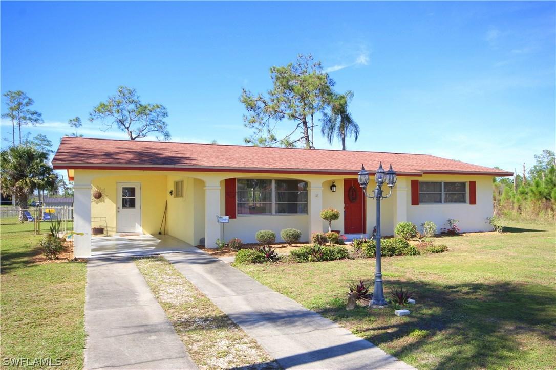 1013 Mcarthur Ave., Lehigh Acres, FL 33936