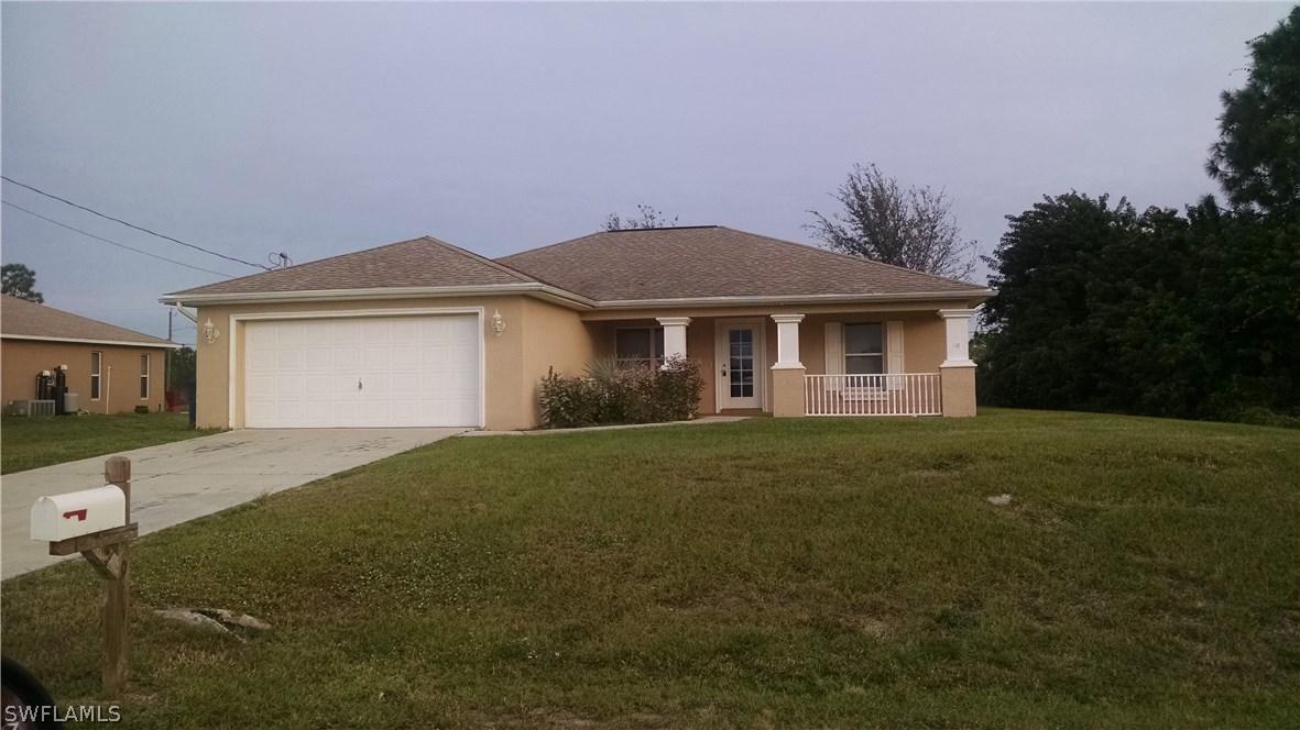855 Chicago St., Lehigh Acres, FL 33974