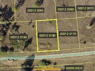 921 Clarissa St., Lehigh Acres, FL 33974