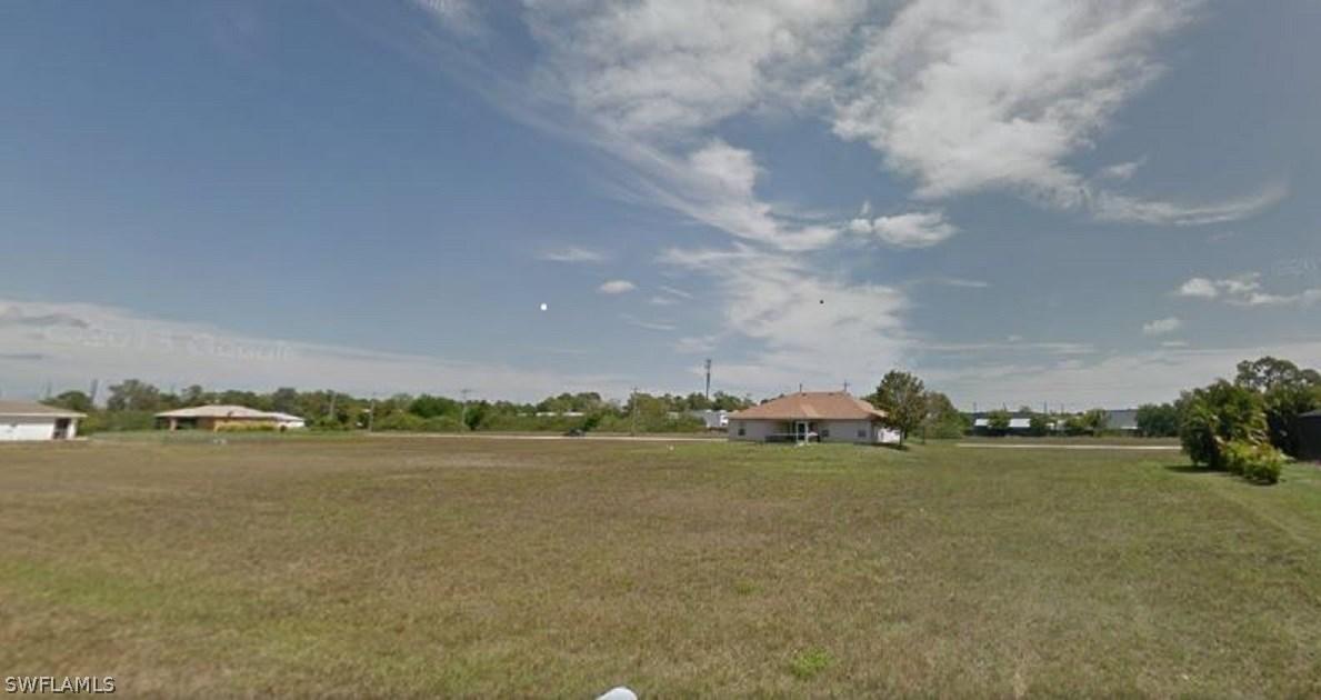 2421 NE 7th Ave., Cape Coral, FL 33909