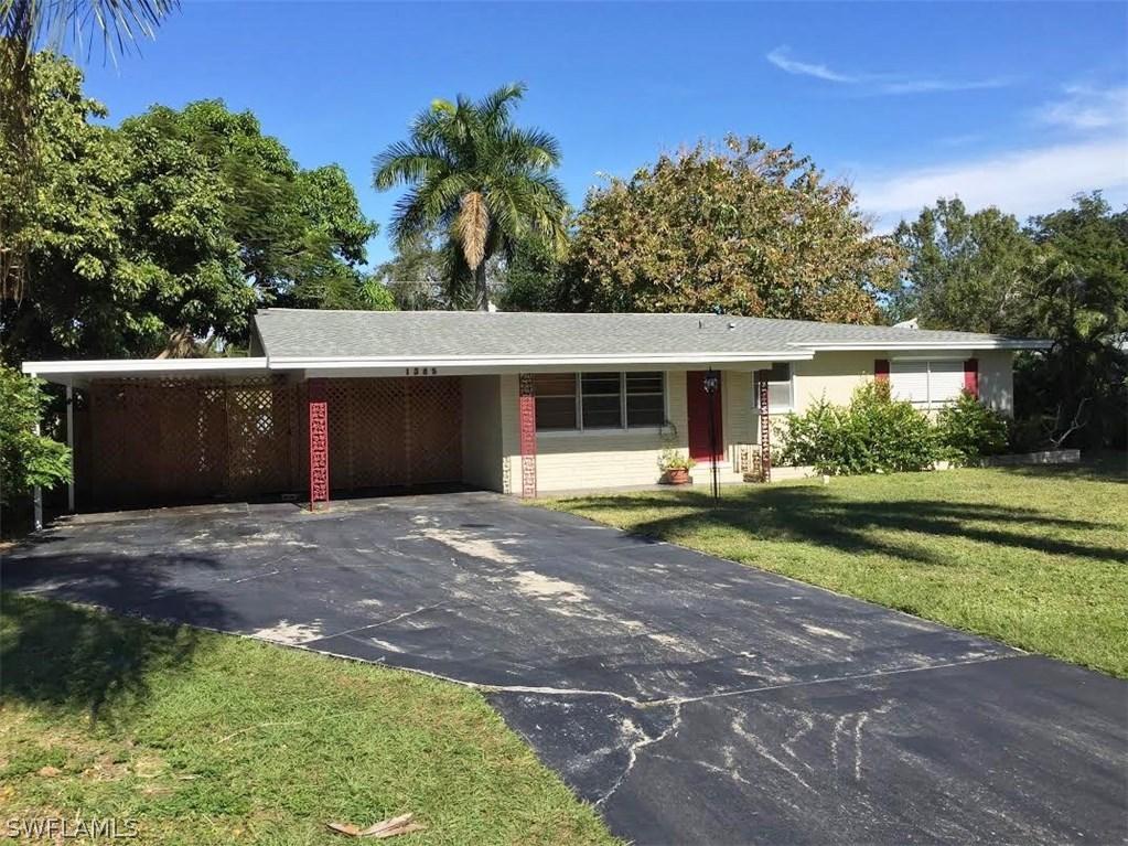 1385 Burtwood Dr., Fort Myers, FL 33901