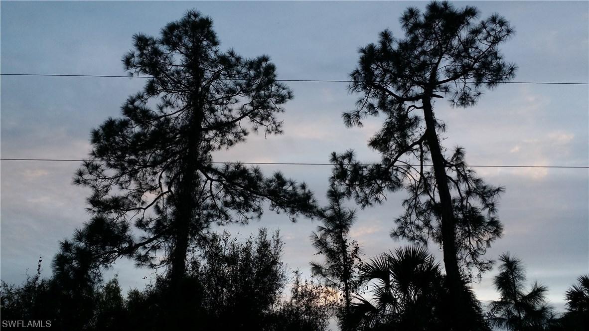 000 20th Ave., Naples, FL 34120