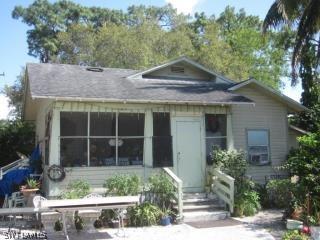 2805 Cocos Ave., Fort Myers, FL 33901