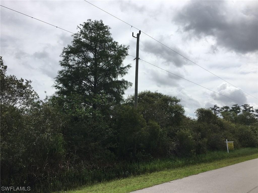 39th Golden Gate Estates Unit 65 W Ave., Naples, FL 34120