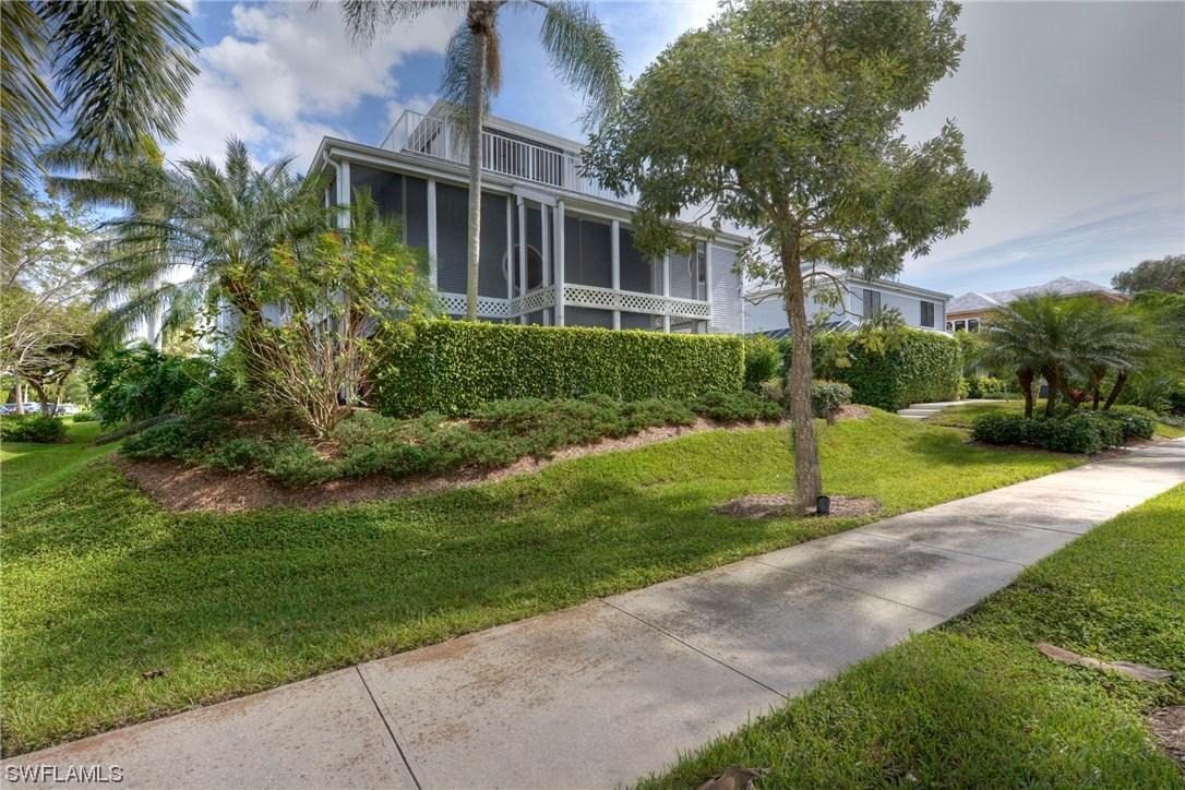 625 2nd St. #16, Naples, FL 34102