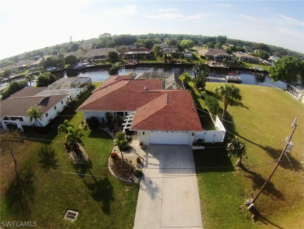 2922 SE 10th Pl., Cape Coral, FL 33904