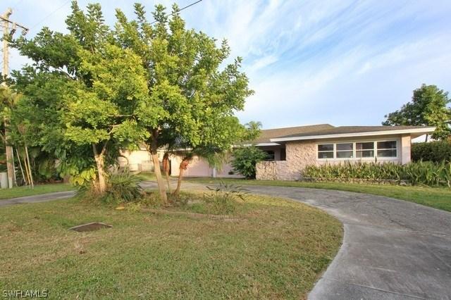 1021 Lucerne Ave., Cape Coral, FL 33904