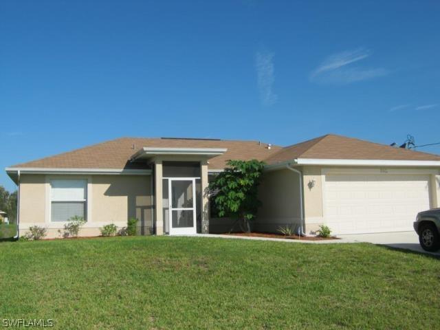 392 Palomar Ave., Lehigh Acres, FL 33974