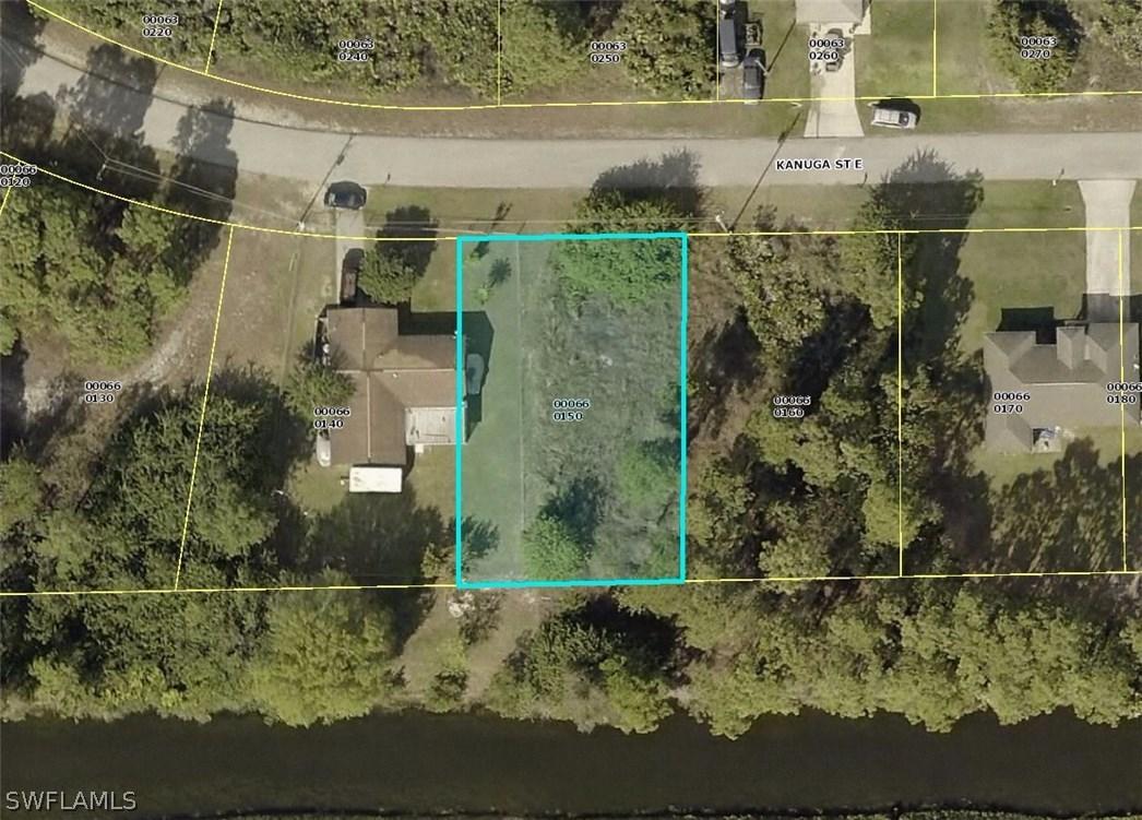 912 Kanuga St., Lehigh Acres, FL 33974