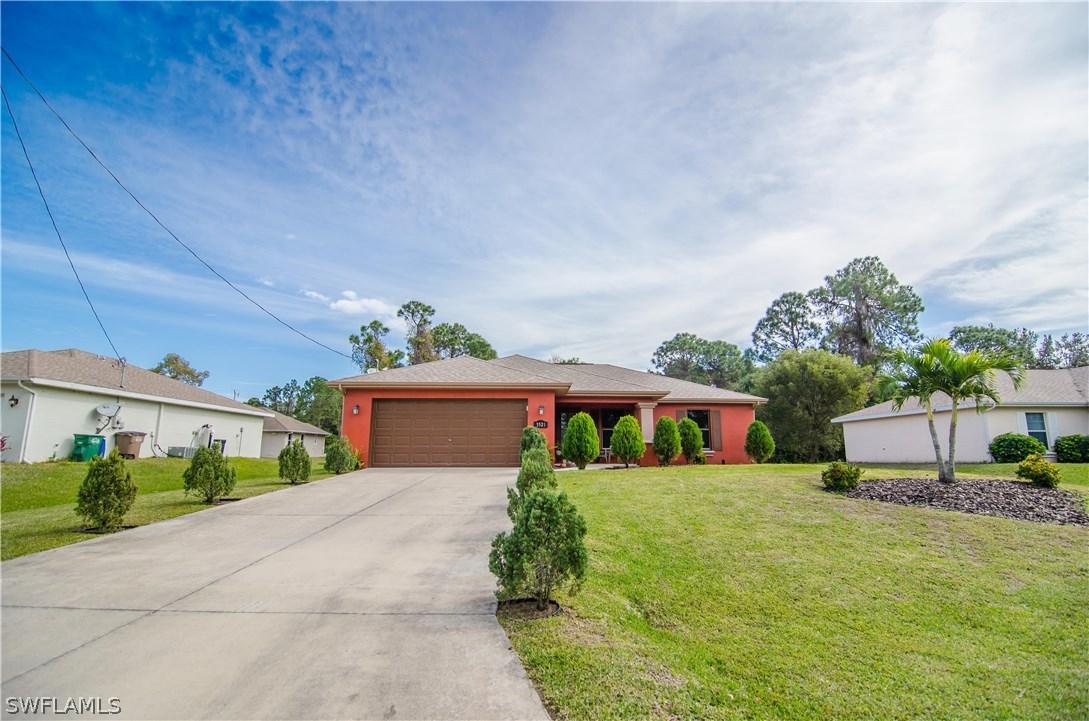 3521 NE 17th Pl., Cape Coral, FL 33909