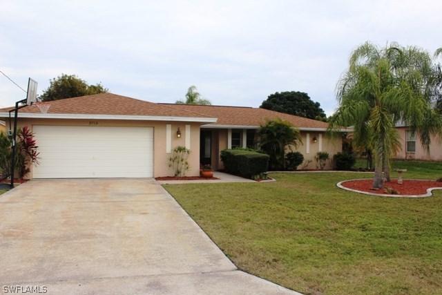 3725 SE Santa Barbara Pl., Cape Coral, FL 33904