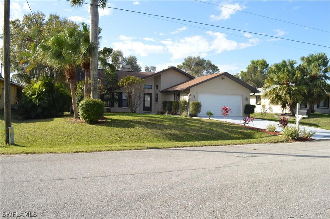 8436 Lemon Rd., Fort Myers, FL 33967