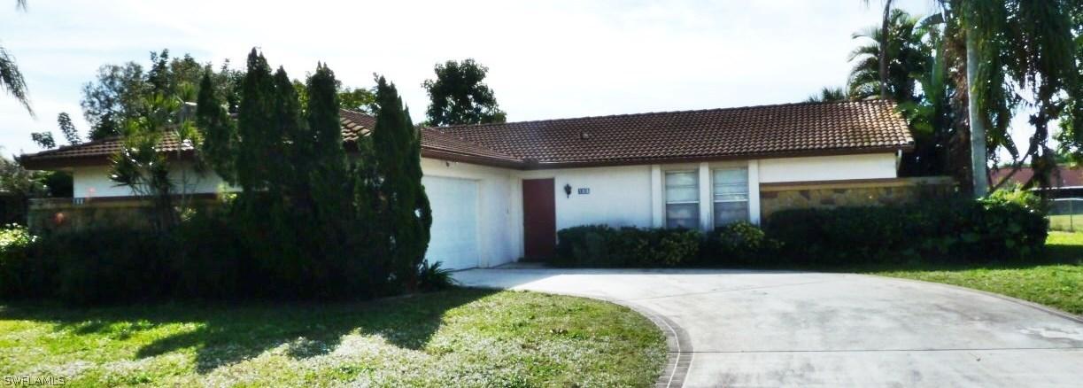 108 Gateside St., Lehigh Acres, FL 33936
