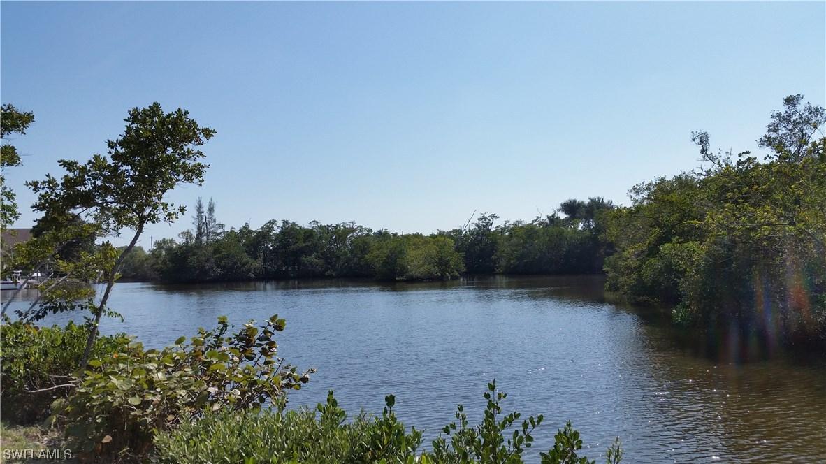 Lakeview Dr., Naples, FL 34112