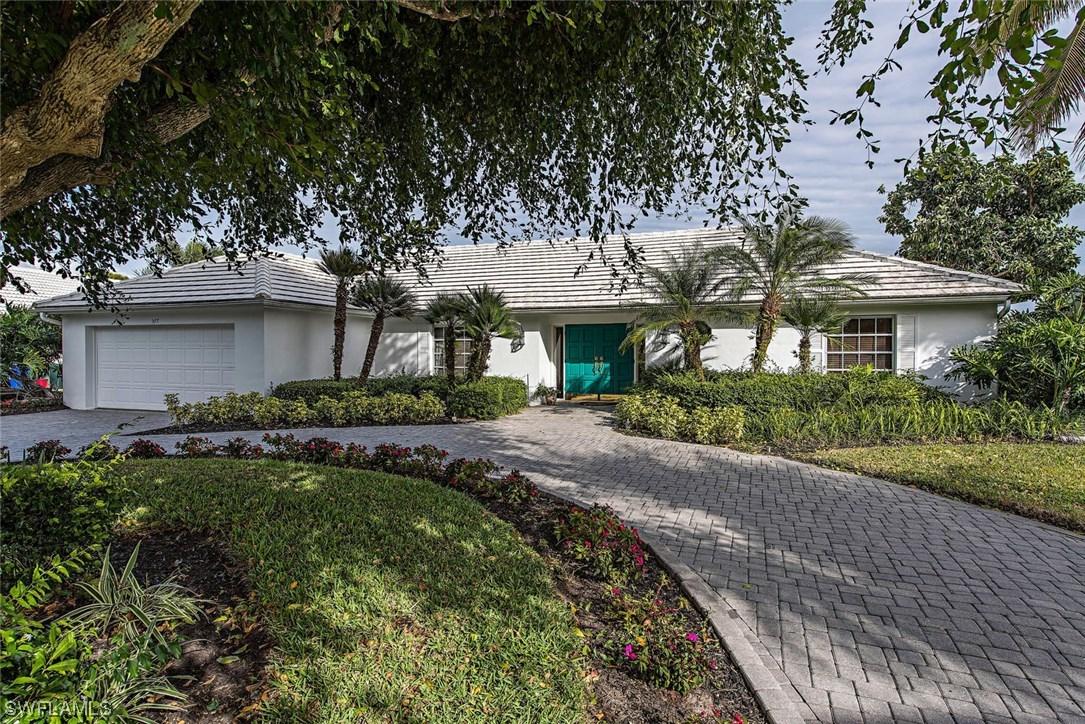 577 Devils Ln., Naples, FL 34103