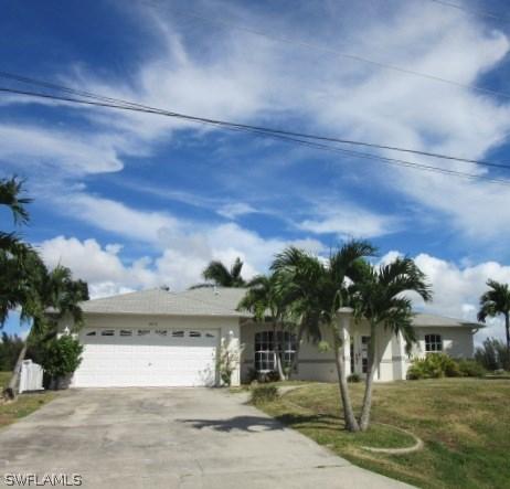 923 SW 25th St., Cape Coral, FL 33914