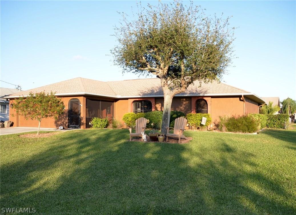 521 SE 17th Pl., Cape Coral, FL 33990