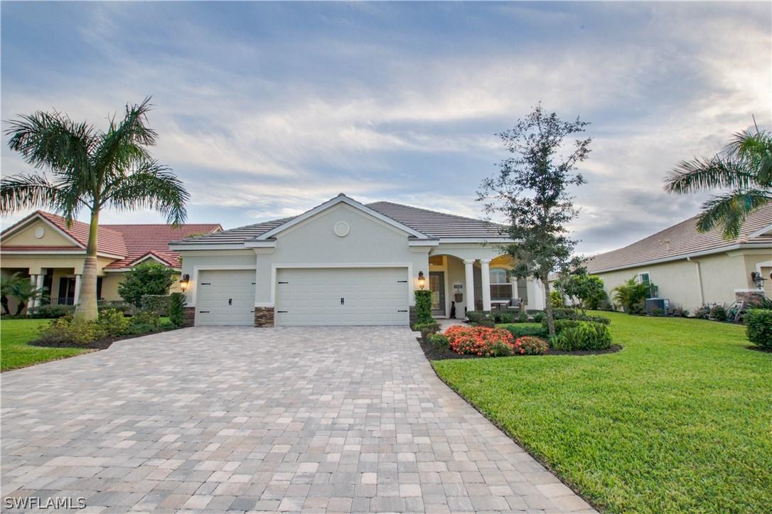 13566 Palmetto Grove Dr., Fort Myers, FL 33905
