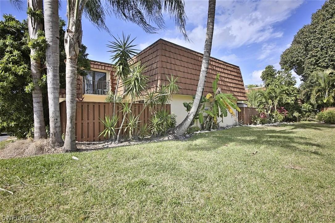 5243 Cedarbend Dr. #4, Fort Myers, FL 33919
