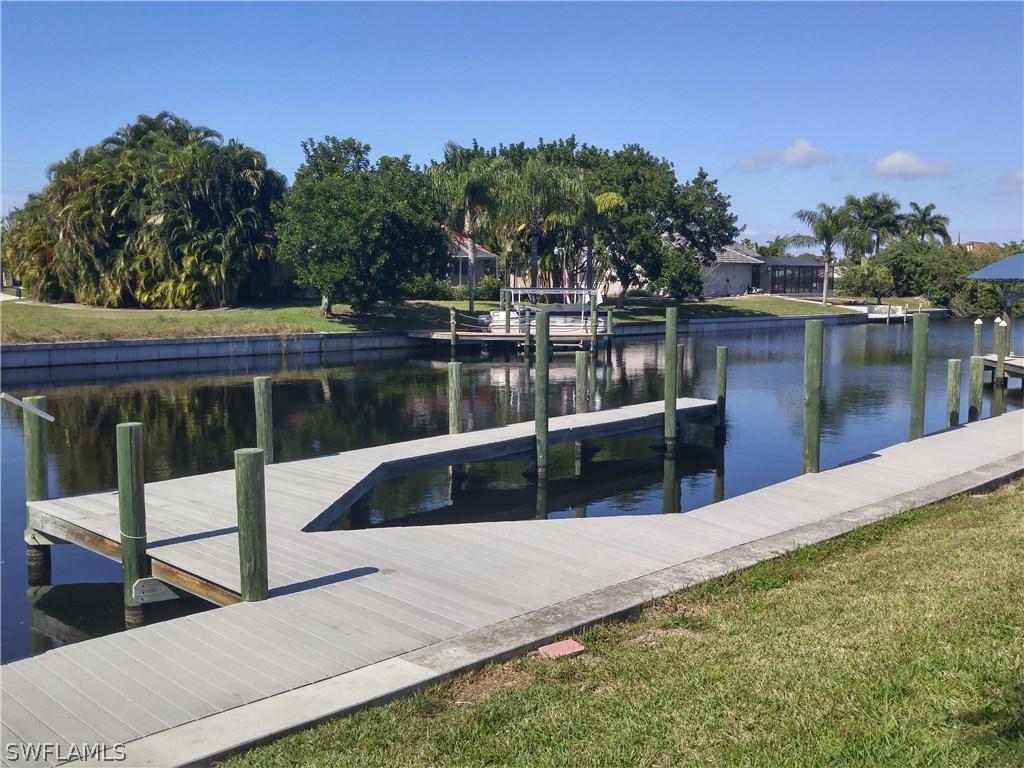 5422 SW 21st Pl., Cape Coral, FL 33914