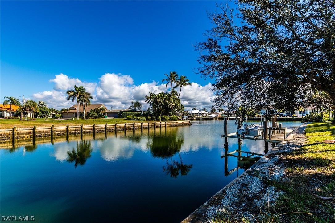 1230 Spanish Ct., Marco Island, FL 34145
