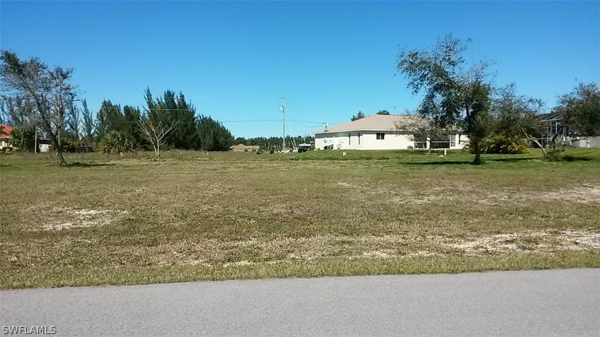 1737 SW 14th St., Cape Coral, FL 33991