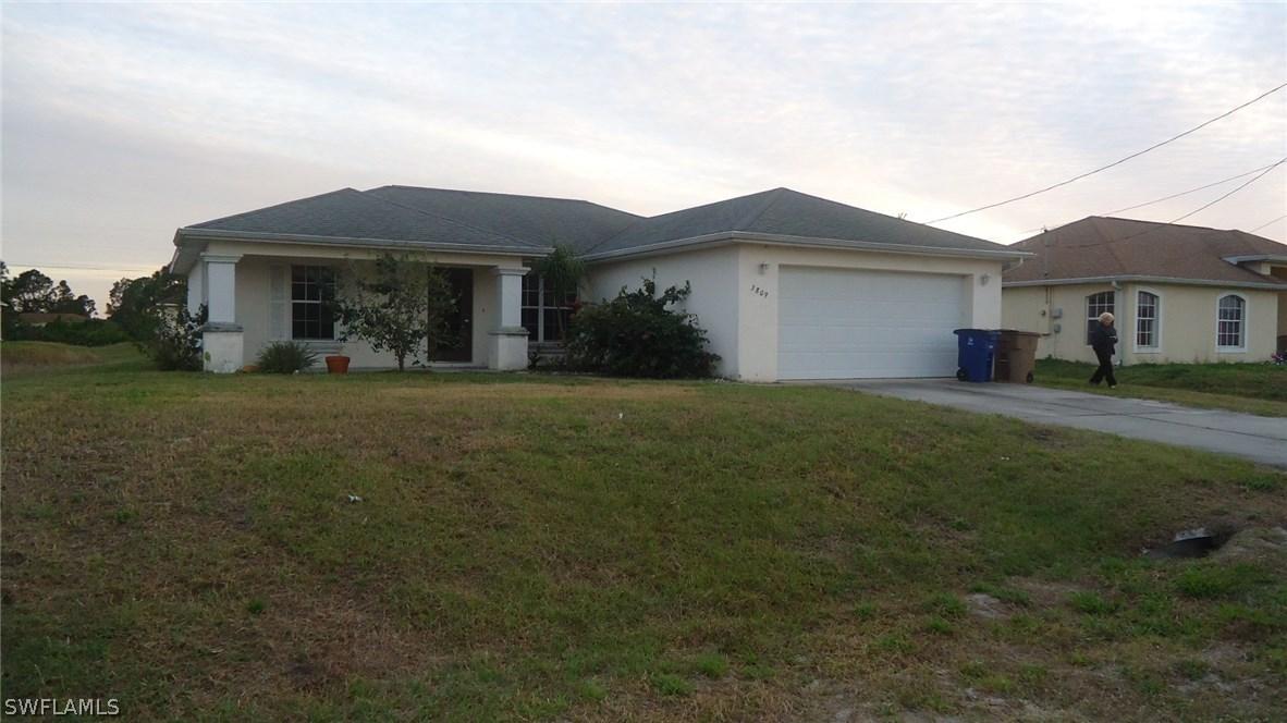 3809 17th St., Lehigh Acres, FL 33976