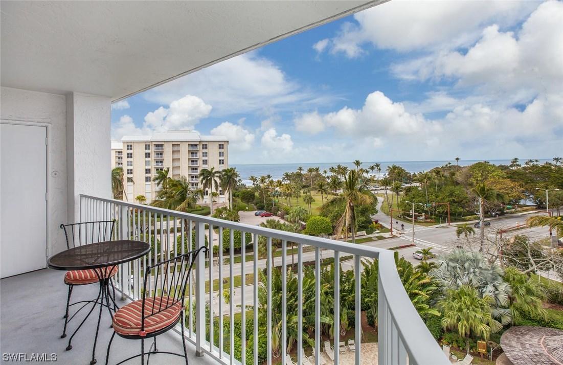 1300 Gulf Shore Blvd. #710, Naples, FL 34102