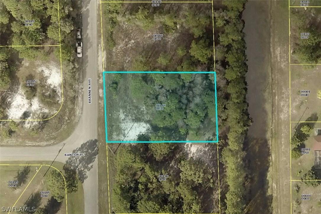 707 Brannen Ave., Lehigh Acres, FL 33974