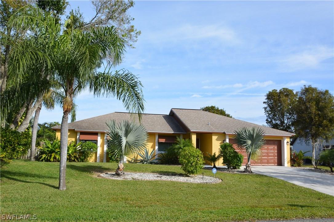 1805 SE 12th Ter., Cape Coral, FL 33990