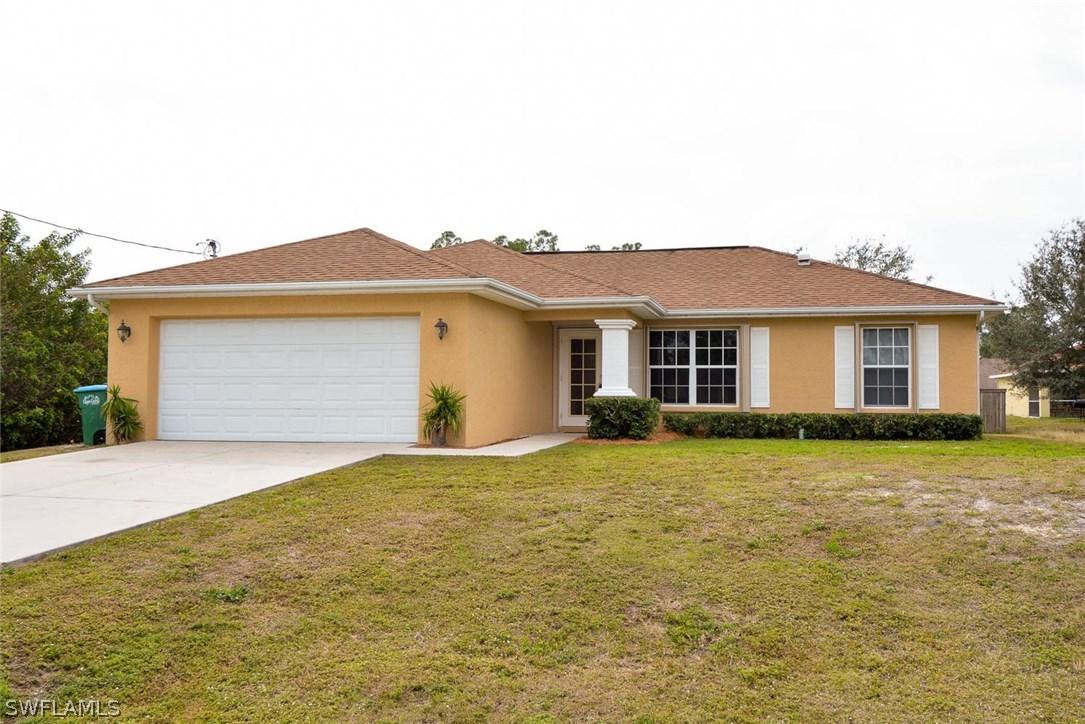 1614 NE 35th Ln., Cape Coral, FL 33909