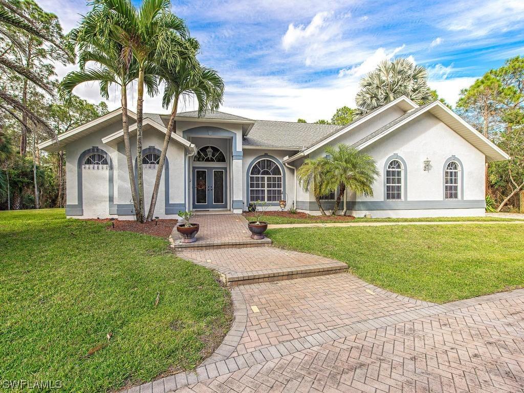 4445 1st Ave., Naples, FL 34119