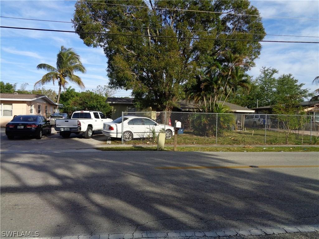 3255 Central Ave., Fort Myers, FL 33901